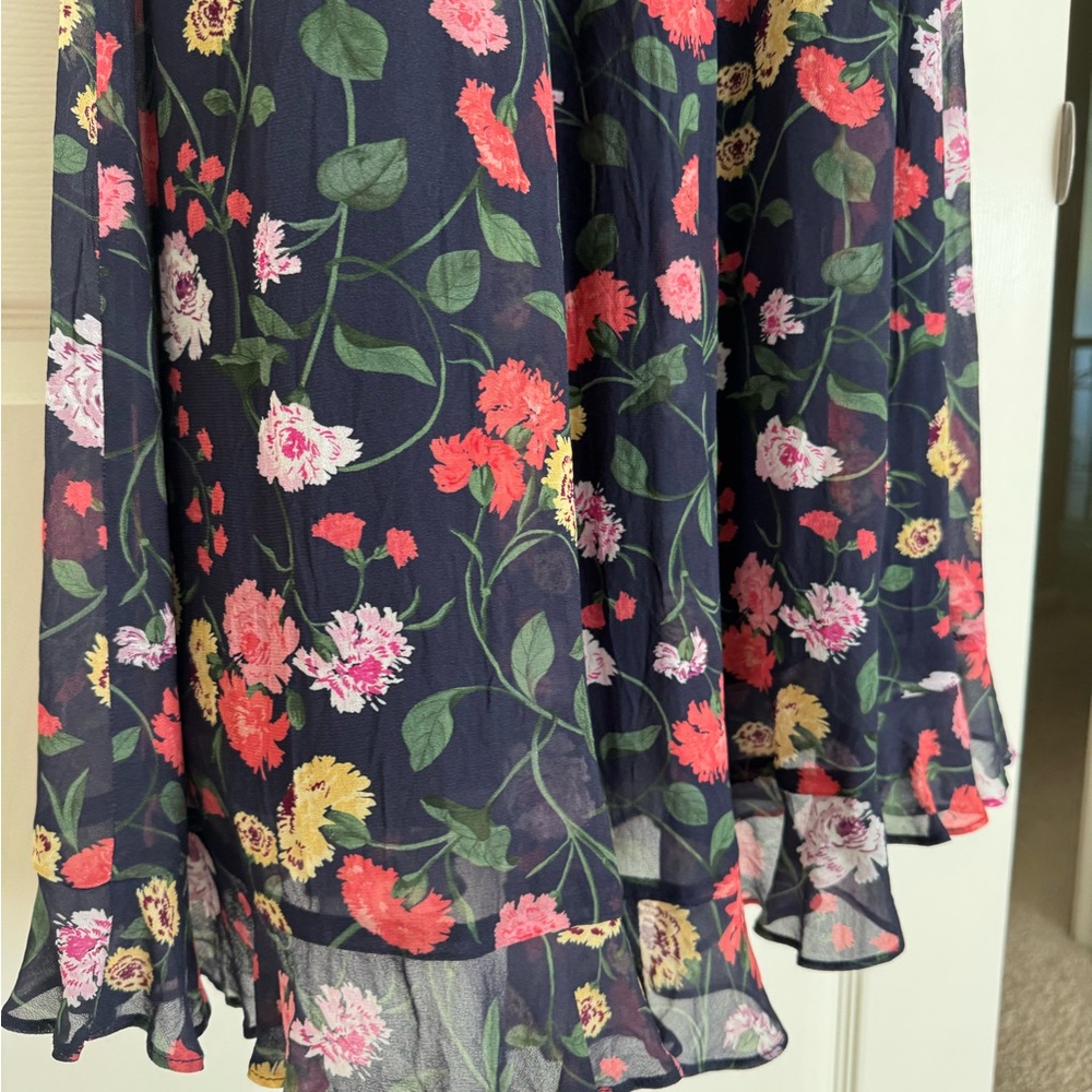 Hill House The Georgia Nap Dress in Navy Multi Peony Bouquet, size Medium - Picture 11 of 14